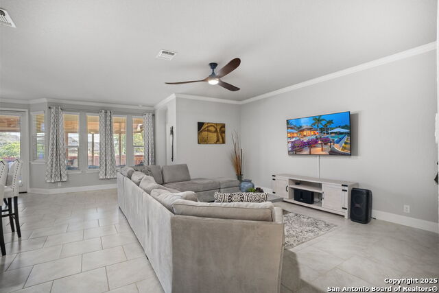 Listing photo id 9 for 624 Minerals Way