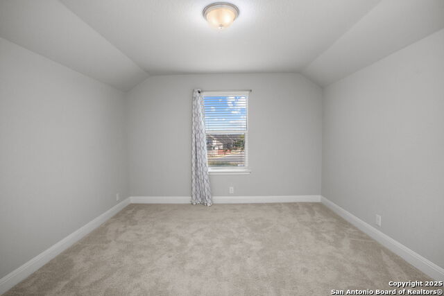Listing photo id 27 for 624 Minerals Way