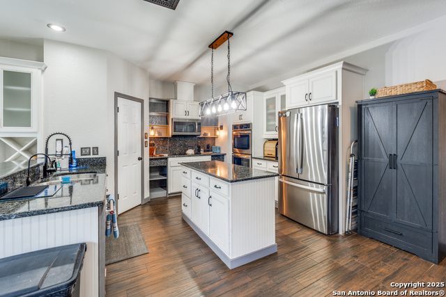 Image 12 of 39 For 25867 Lewis Ranch