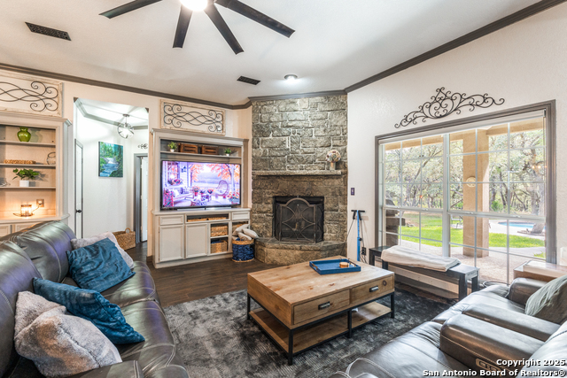 Image 9 of 39 For 25867 Lewis Ranch