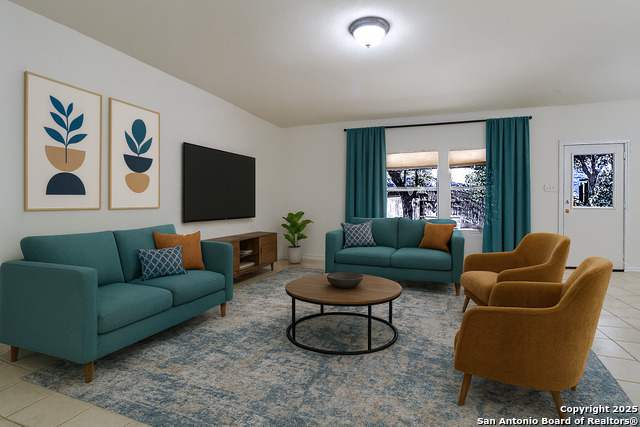 Listing photo id 8 for 2223 Sunderidge