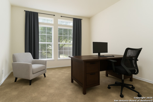 Listing photo id 3 for 2223 Sunderidge