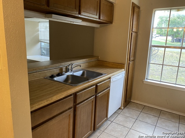 Image 4 of 7 For 14422 Hereford