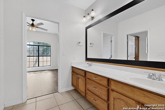 Listing photo id 13 for 145 Rosewood