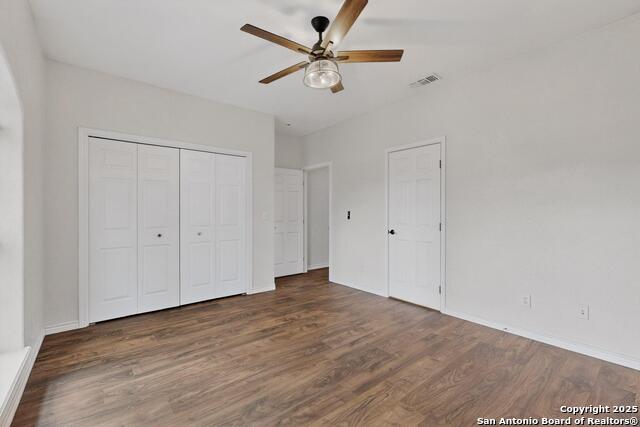 Listing photo id 16 for 145 Rosewood