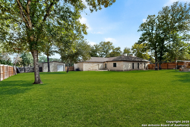 Listing photo id 30 for 145 Rosewood