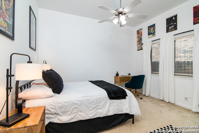 Listing photo id 18 for 8734 Elkhorn Knoll