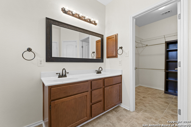 Image 17 of 33 For 117 Kitty Hawk Run