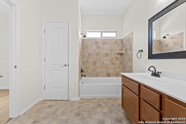 Image 18 of 33 For 117 Kitty Hawk Run