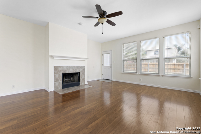 Image 5 of 33 For 117 Kitty Hawk Run