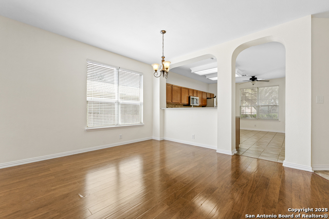 Image 8 of 33 For 117 Kitty Hawk Run