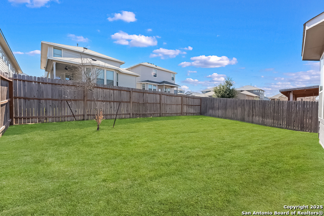 Image 5 of 33 For 9106 Mccoy Pass