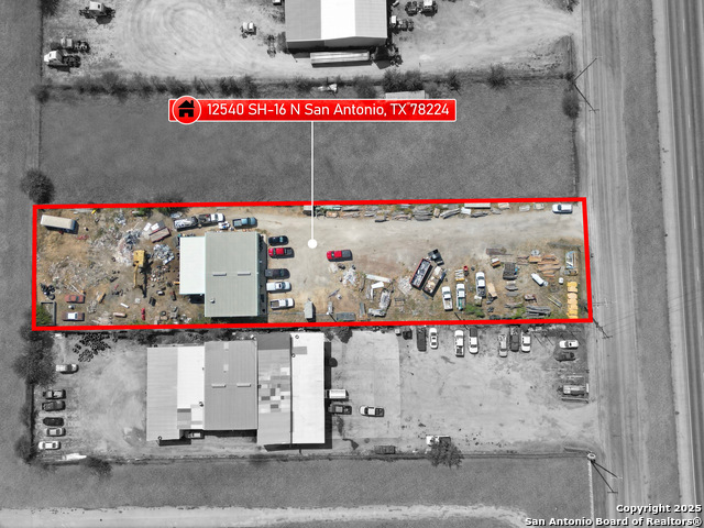 Listing photo id 2 for 12540 State Highway 16 S