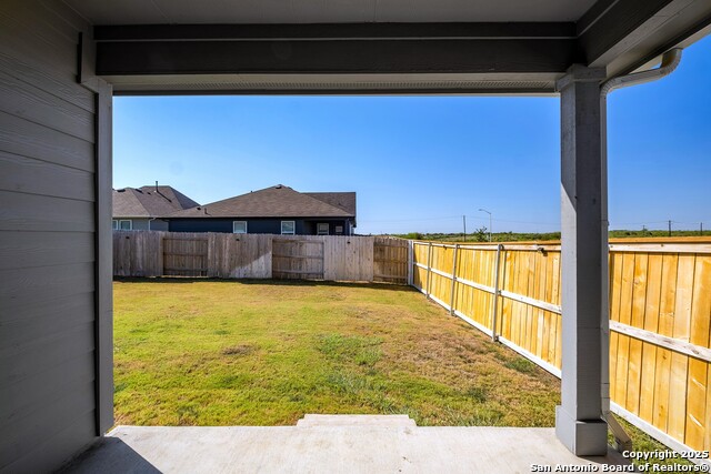 Image 36 of 39 For 645 Jane Long