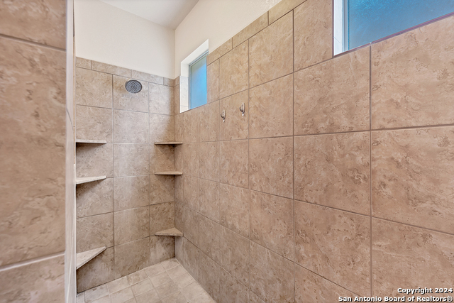 Image 29 of 42 For 2063 Western Pecan