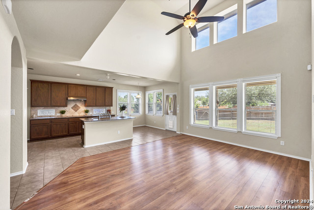 Image 7 of 42 For 2063 Western Pecan