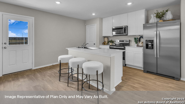 Image 15 of 30 For 722 Jennifer Way