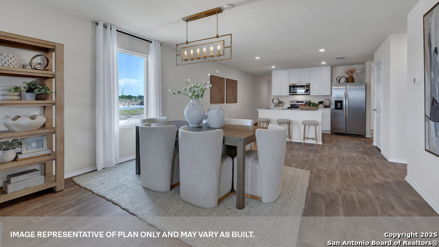 Image 20 of 31 For 730 Jennifer Way