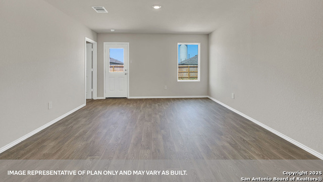 Image 14 of 23 For 734 Jennifer Way