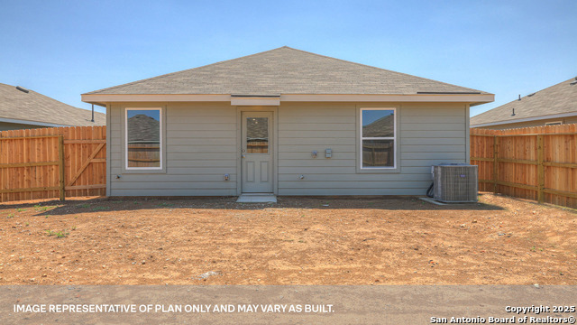 Image 20 of 23 For 734 Jennifer Way