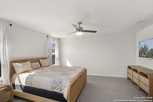 Image 18 of 35 For 14839 Vance Jackson #508