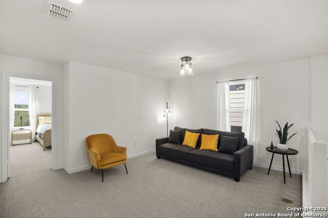 Image 25 of 35 For 14839 Vance Jackson #508