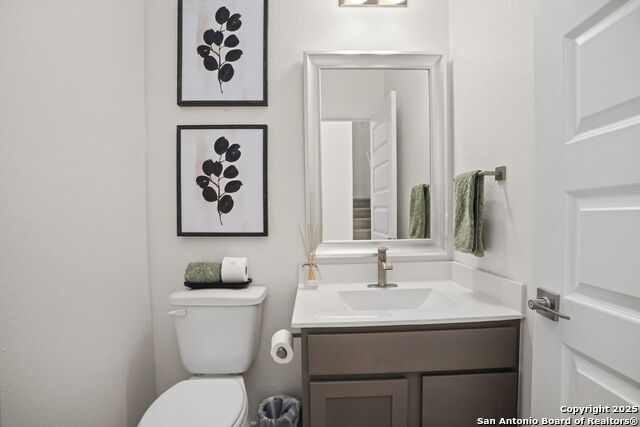 Image 31 of 35 For 14839 Vance Jackson #508