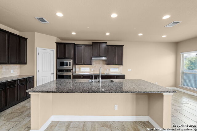 Image 11 of 43 For 1427 Garden Laurel