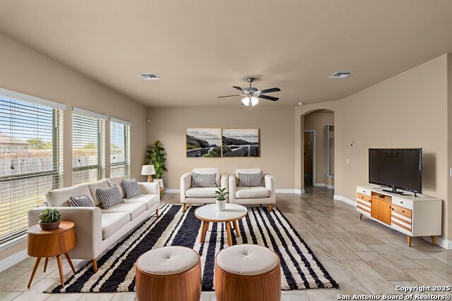 Image 15 of 43 For 1427 Garden Laurel