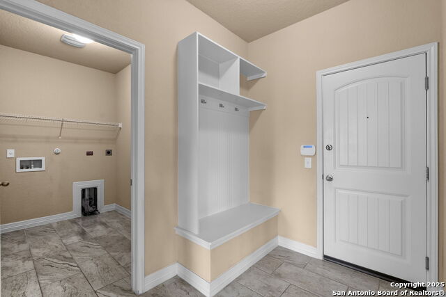 Image 18 of 43 For 1427 Garden Laurel