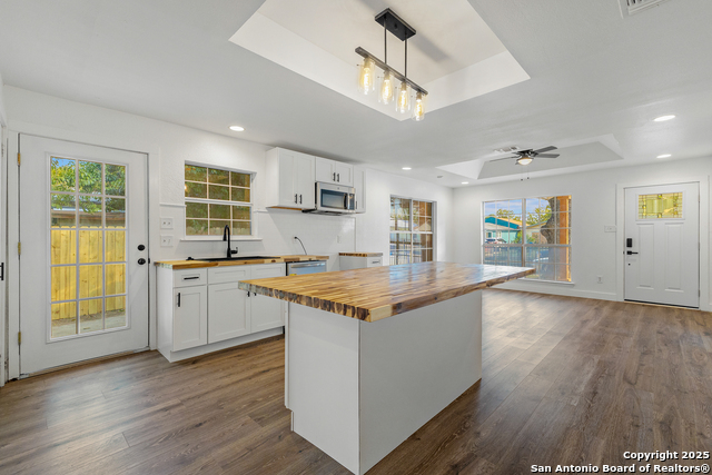 Image 10 of 25 For 611 Sims