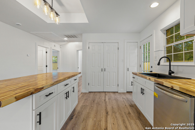 Image 11 of 25 For 611 Sims