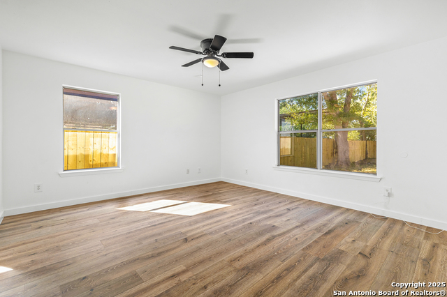 Image 16 of 25 For 611 Sims