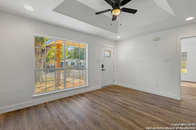 Image 6 of 25 For 611 Sims