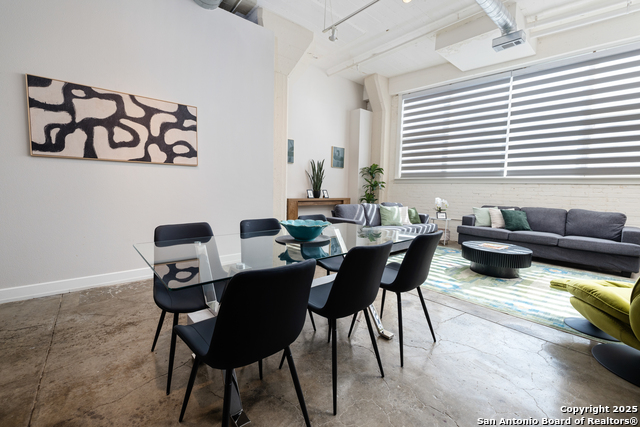 Image 14 of 62 For 1401 Flores S 202