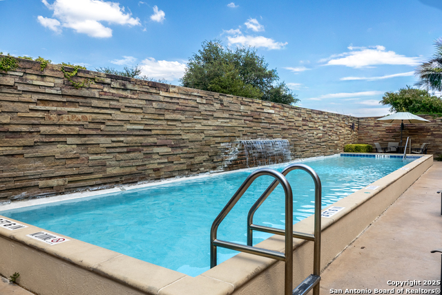 Image 52 of 62 For 1401 Flores S 202