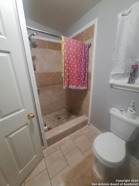 Image 11 of 17 For 1105 Center St N