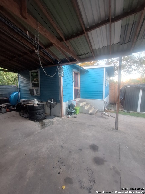 Image 14 of 17 For 1105 Center St N