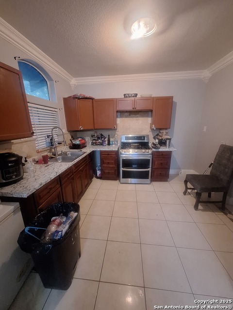 Image 6 of 17 For 1105 Center St N