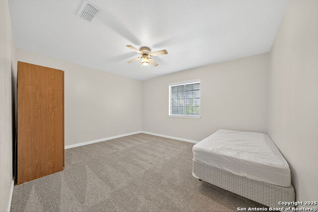 Image 22 of 27 For 14043 Oakhill