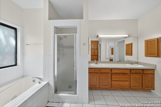 Image 9 of 27 For 14043 Oakhill