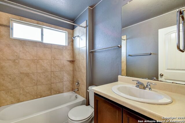 Listing photo id 15 for 11135 Creek Eagle