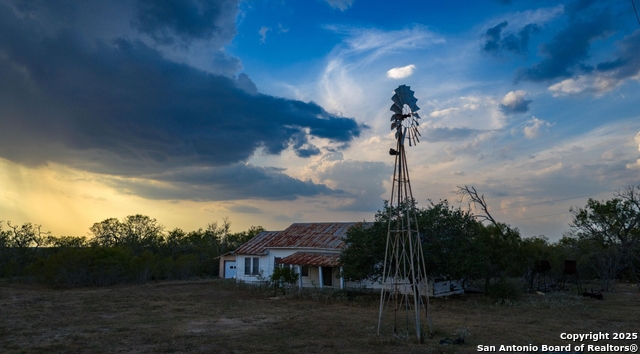 Listing photo id 3 for 916 County Road 421