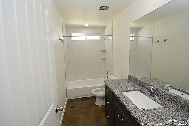 Image 8 of 10 For 1452 Laguna  