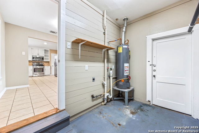 Image 11 of 12 For 1211 C St  