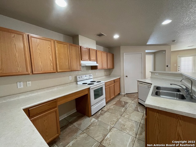 Image 10 of 26 For 6506 Falcons Heights