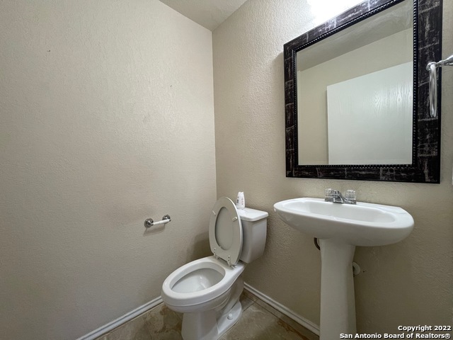 Image 17 of 26 For 6506 Falcons Heights