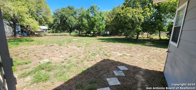 Image 7 of 7 For 112 Bluebonnet Rd