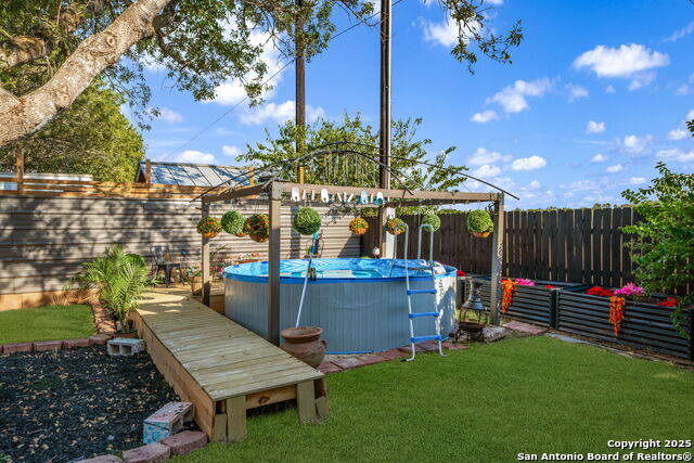 Image 26 of 31 For 111 Santa Anna