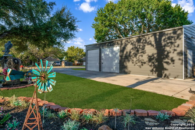 Image 3 of 31 For 111 Santa Anna